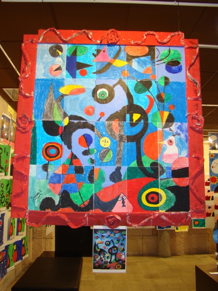 Exposición de trabajos de los niños de 5 años del Colegio Virgen de Navalazarza