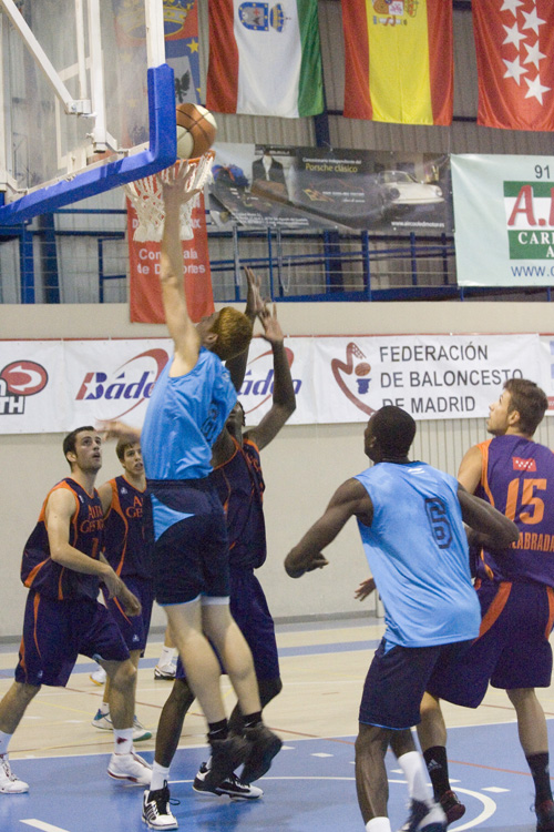 Este viernes acude a animar al C.B San Agustín en el partido del III Torneo Liga EBA Comunidad de Madrid