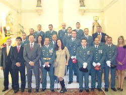 San Agustín rindió homenaje a la Guardia Civil y a la bandera en la Fiesta Nacional