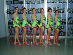 Las chicas de Rítmica compiten en todos los torneos y se clasifican para el Campeonato de España
