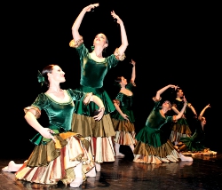 Emotiva representación del Conservatorio Profesional de Danza “Carmen Amaya”