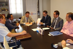 Yingli Solar regala a San Agustín un sistema fotovoltaico para el autoconsumo del edificio de Policía Local