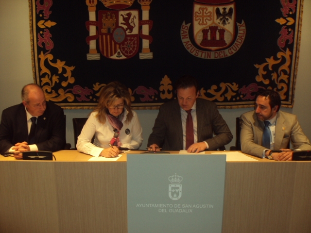 San Agustín y Pedrezuela firman un convenio para proteger la Dehesa y sus espacios forestales
