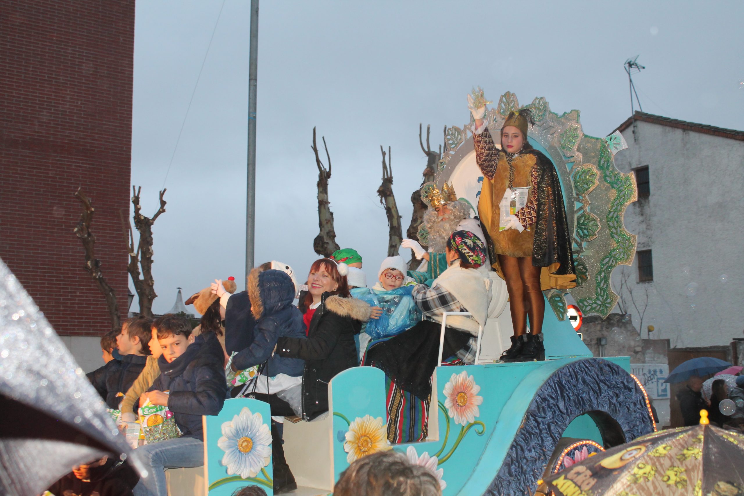 LOS REYES MAGOS DEJARON REGALOS Y UN IMPORTANTE MENSAJE PARA SAN AGUSTÍN