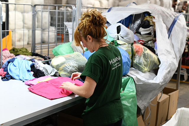SAN AGUSTÍN RECOGIÓ 45 TONELADAS DE ROPA USADA EN 2018