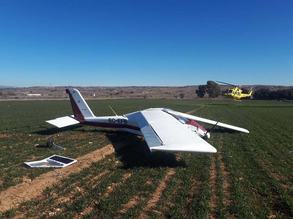 RÁPIDA ACTUACIÓN DE LA POLICÍA LOCAL EN EL ACCIDENTE DE UNA AVIONETA EN SAN AGUSTÍN