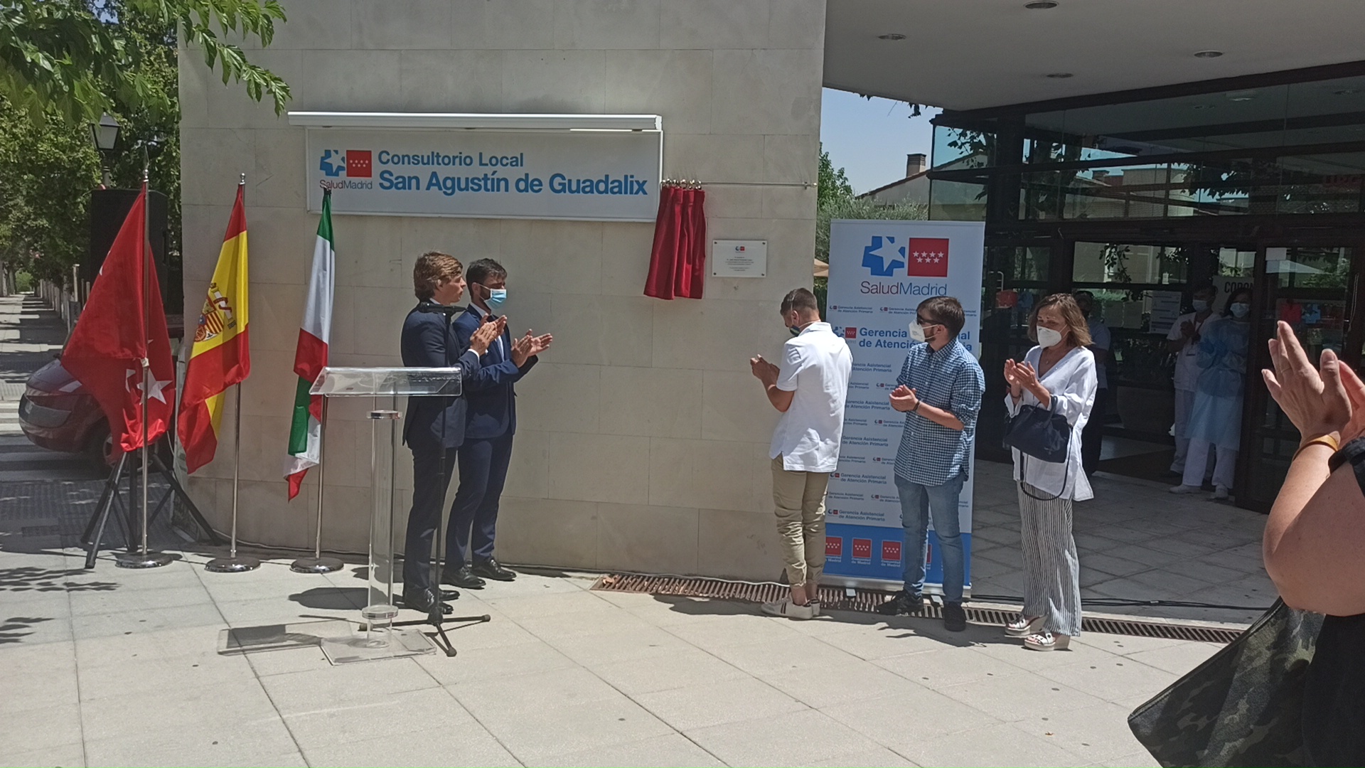 EL MÉDICO, JOSÉ ANTONIO FERNÁNDEZ, CUENTA CON UNA PLACA EN EL CONSULTORIO LOCAL COMO HOMENAJE, RECONOCIMIENTO Y GRATITUD A SU ENTREGA Y SERVICIO